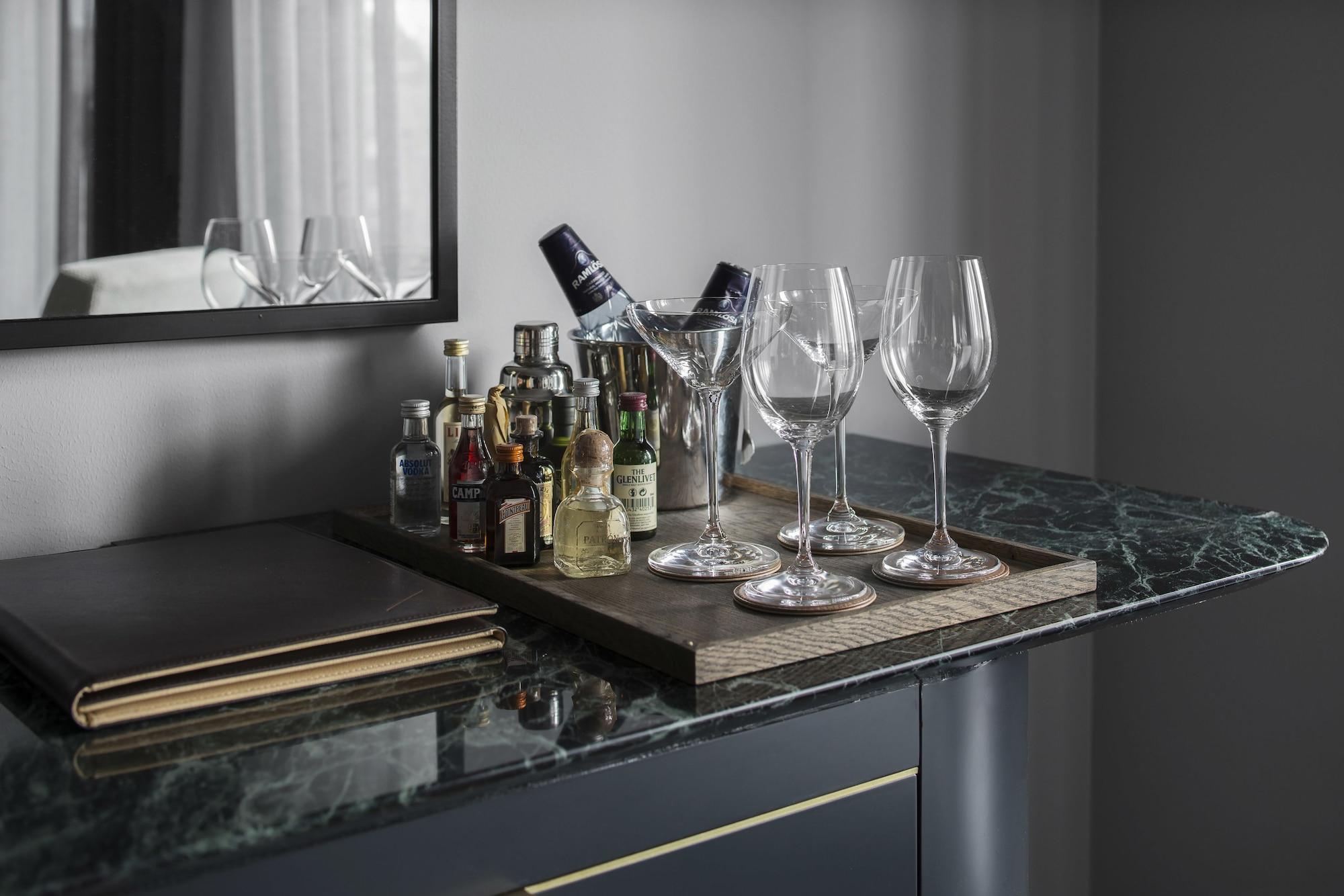 فندق آت سيكس ستوكهولم المظهر الخارجي الصورة A wet bar